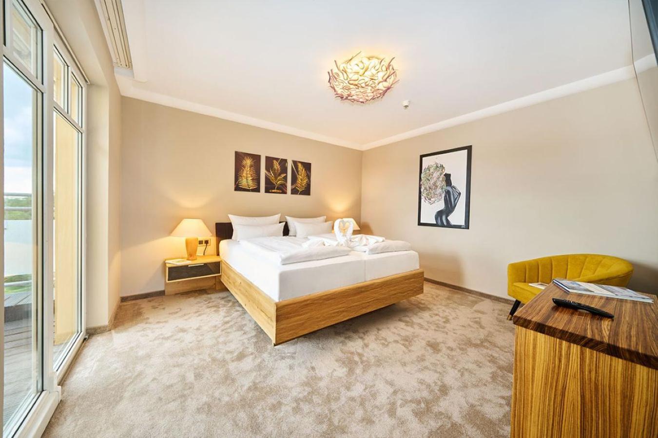 Strandhotel Prinz Von Preussen ซินโนวิทซ์ ภายนอก รูปภาพ
